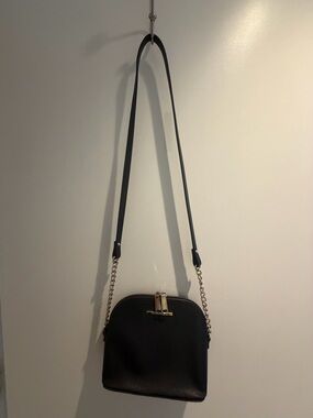 Steve Madden Black Dome Crossbody Shoulder Bag